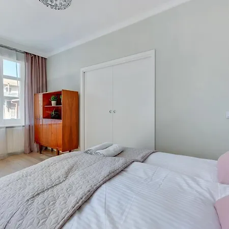 Grand - In Close To The Monte Cassino Street Apartmán *