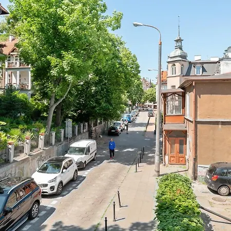 Grand - In Close To The Monte Cassino Street 아파트