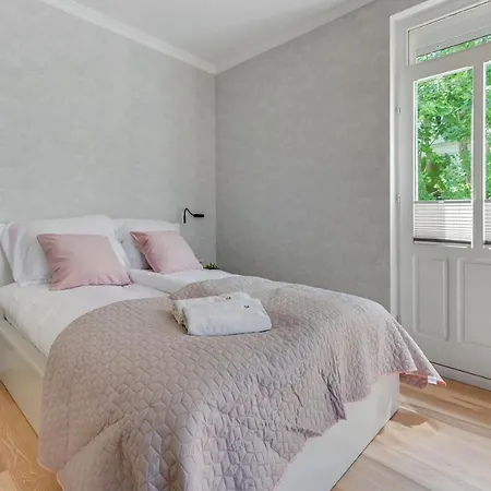 Grand - In Close To The Monte Cassino Street